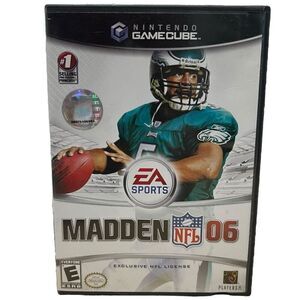 Nintendo GameCube Exclusive License EA Sports Madden NFL 06 Video Game Disc OS